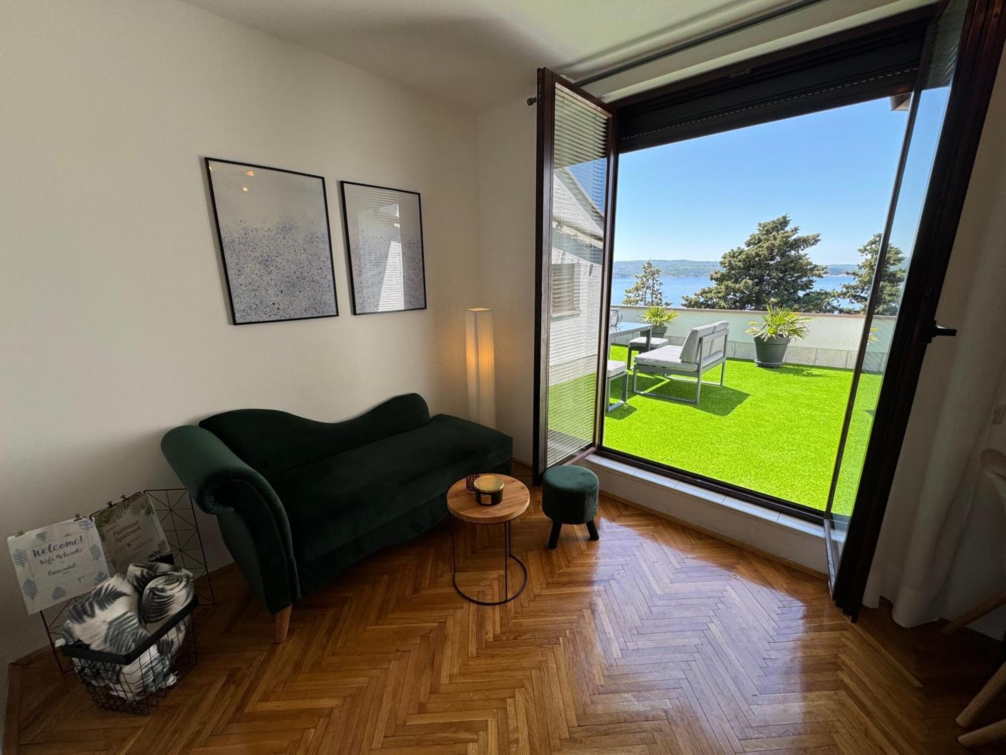 Penthouse Apartment Crikvenica Esterno foto